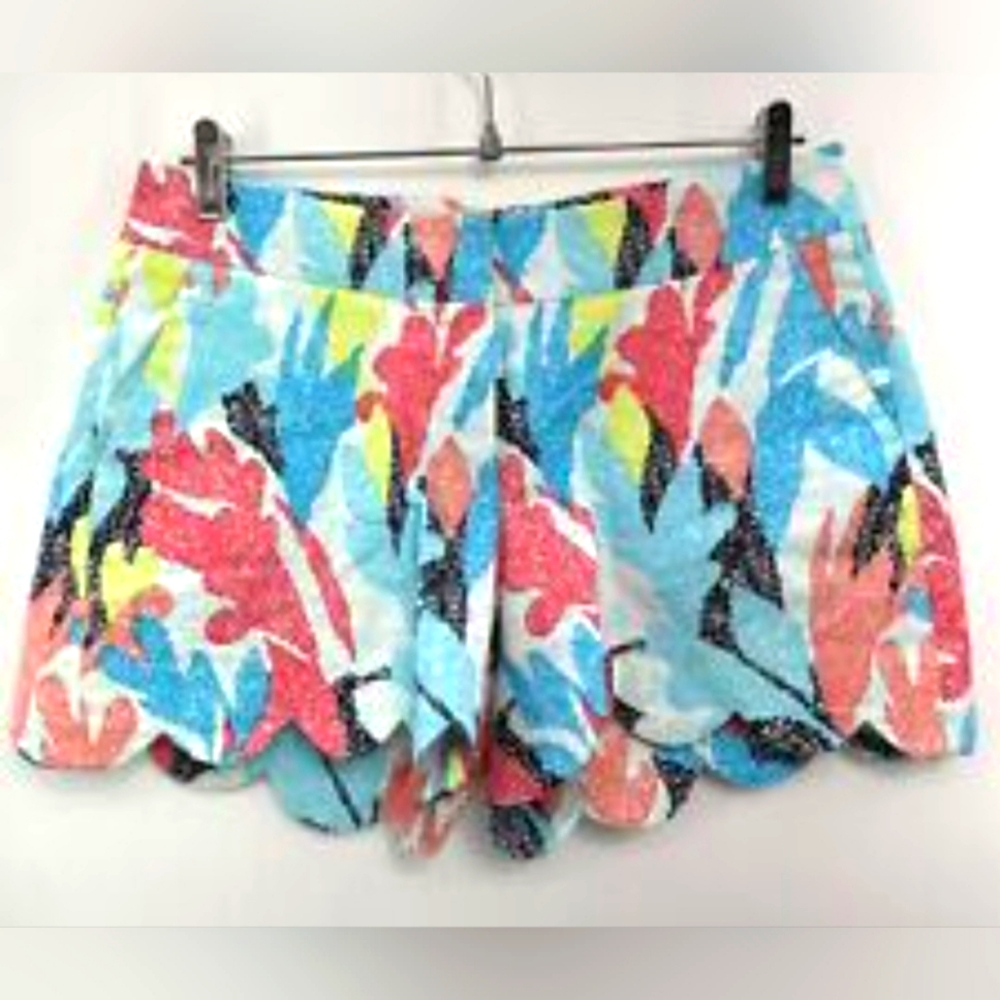 Ladies Crown & Ivy Scalloped Leg Shorts Art To Wear Pockets Size 12